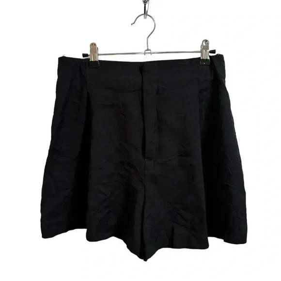 Zara Black Pleated Dress Shorts Size Medium - Picture 1 of 5